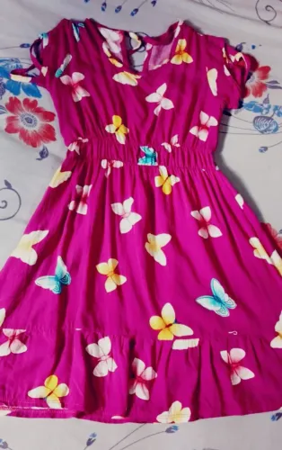 Vestido de menina Tam 5,6 anos 