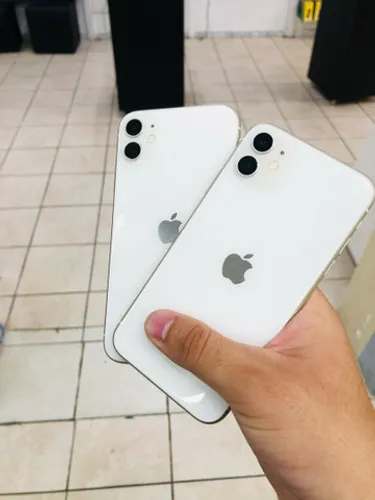 iPhone 11 branco com garantia // produto impecável