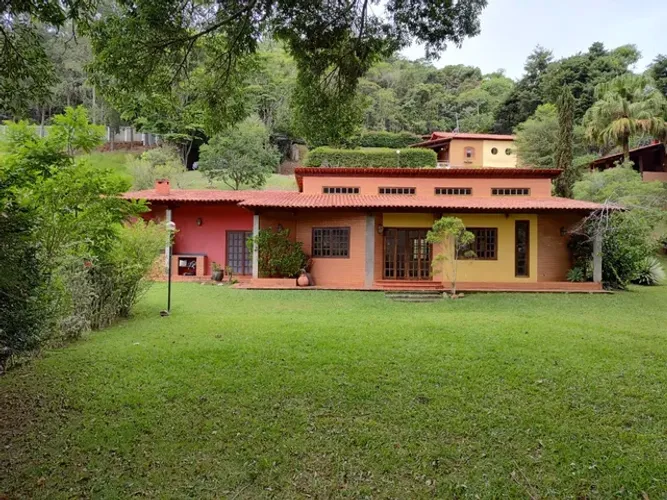 FINANCIAMENTO BANCÁRIO 3539m2 RECANTO LAGOS,3 QUARTOS,1 SUITE,SALA,COZINHA,PISCINA,ÁREA