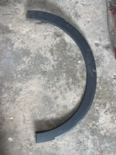 Moldura paralama tcross traseiro direito 2020