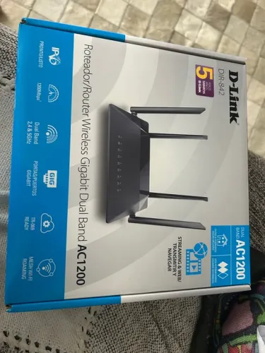 Roteador D-Link DIR-842 AC1200 Gigabit Wi-Fi Router