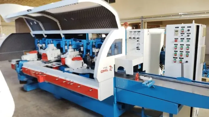 Plaina Omil Pmo 240mm  de 8 eixos Omil ( AUTORIZADA OMIL )