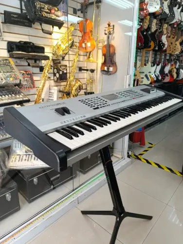 Teclado Arranjador Ketron SD1 - Usado