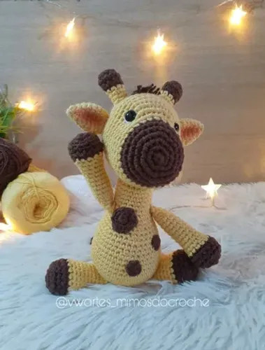 Girafa Serena amigurumi 