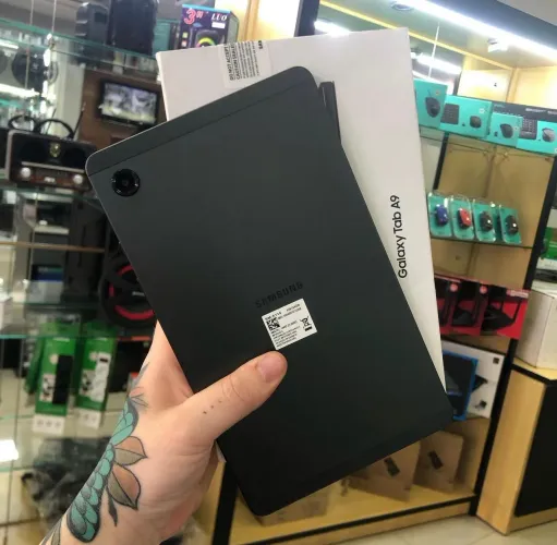 *SAMSUNG A9 64GB global* $ 1200 *unidade*<br>(4GB de RAM)<br> Cinza