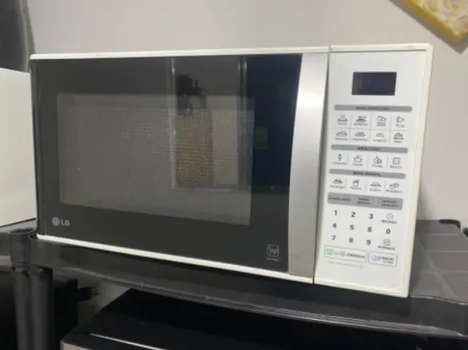 Microondas Lg 31 litros c/ Garantia