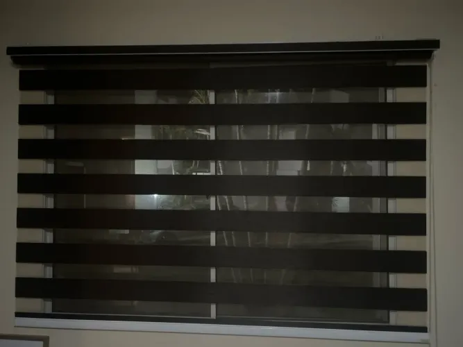 Persiana Double Vision Semi Blackout Marron