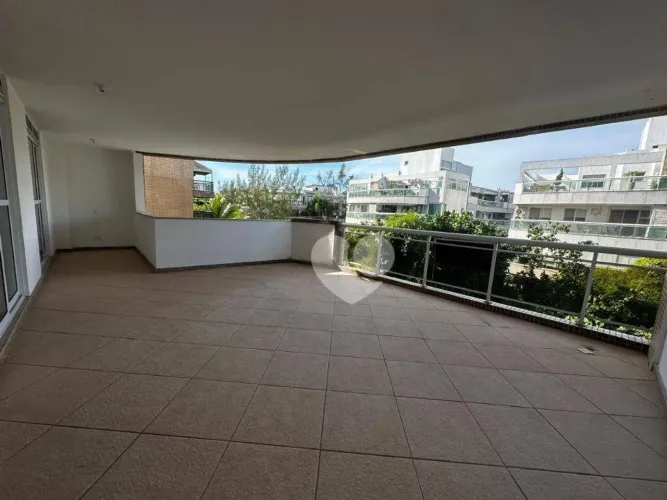 Apartamento de frente varandão 3 quartos no Recreio