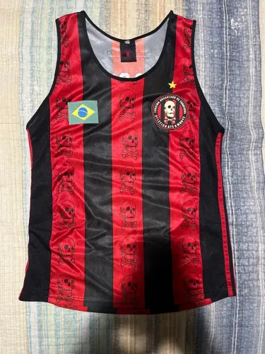 CAMISETA OS FANÁTICOS ATLÉTICO PARANAENSE - RARIDADE!