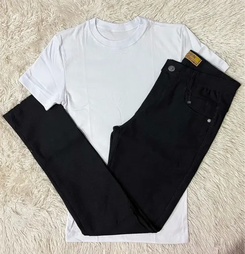 Kit Camisa Canelada e Calça Preta 