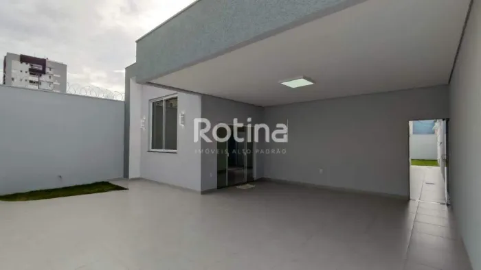 Casa à venda, 3 quartos, Novo Mundo - Uberlândia/MG - Rotina Imobiliária