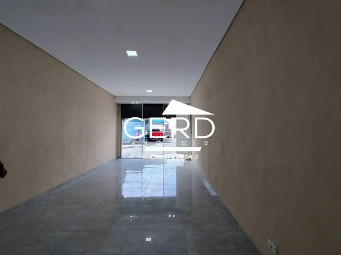 Loja Comercial para Locação na Estrada do Cabreúva | Ponto Estratégico para Moda e Acessór