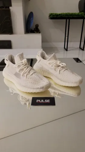  Adidas Yeezy Boost 350 V2 Bone - 41BR novo, original