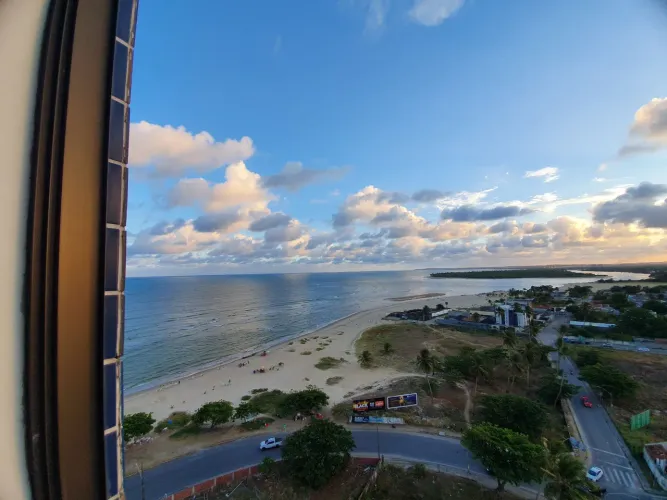 Alugo apto 13° andar 1qto vista pro mar