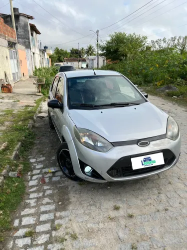 Ford Fiesta Sedan 1.0 8V Flex 4P 2012