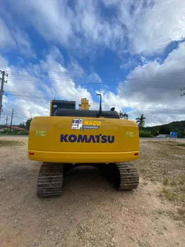 Komatsu PC200