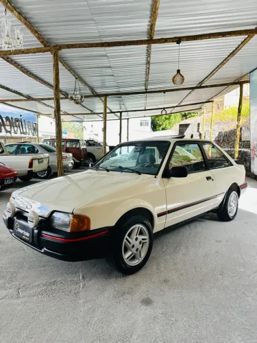 Ford Escort XR3 1.6 Álcool. Carro ímpar. 87 Primeiro Ano desta carroceria. Impecável 