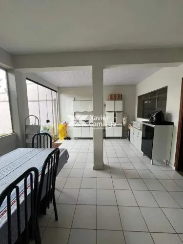 Casa à venda com 3 quartos no Centro de Ipeúna/SP