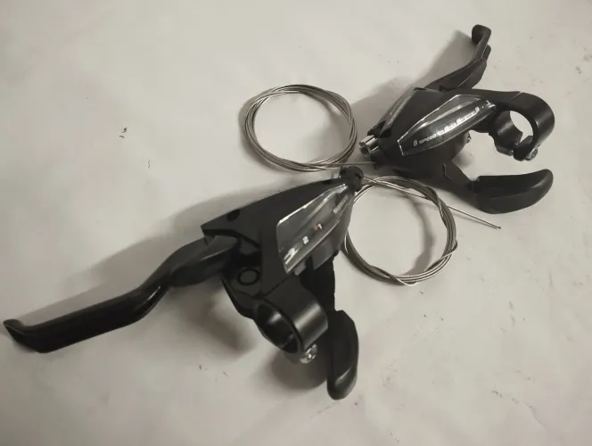 Manetes Alavancas de câmbio Shimano 8 velocidades EF-500 3x8v Index Novo