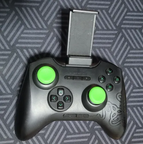 Controle Razer Serval (Leia Descrição)