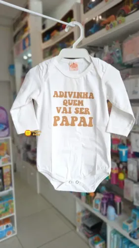 Roupa de bebê personalizada para revelação de gravides, modelos e tamanhos diversos