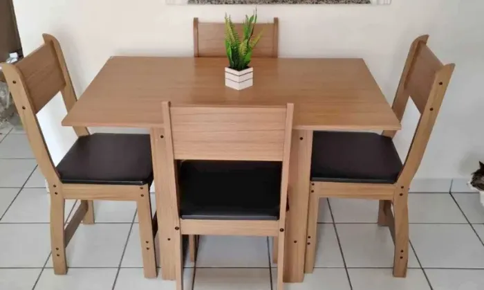 mesa de 4 lugares com entrega gratis