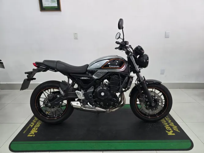 KAWASAKI Z650 RS