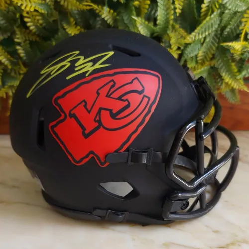 SKYY MOORE Mini Capacete Autografado Kansas City Chiefs NFL com certificado Beckett