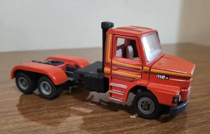 Miniatura Caminhão Scania 112H Arpra Escala 1/50