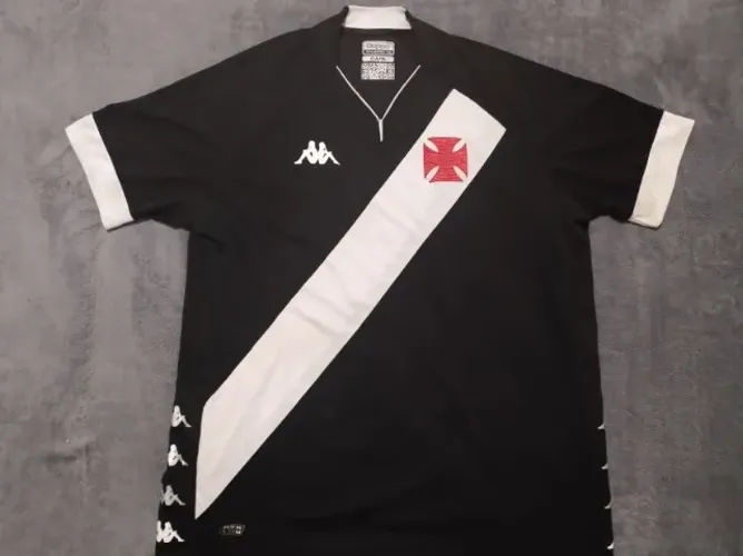 Camisa Oficial Vasco Kappa 2023, tamanho 3G (64x84cm).