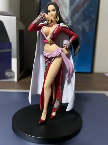 Action figures One Piece Boa Hancook