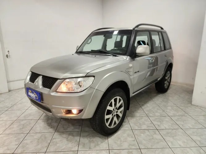 Mitsubishi Pajero TR4 2.0/ 2.0 Flex 16V 4X4 Aut. 2014