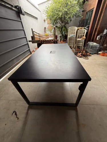 Mesa para reunião
