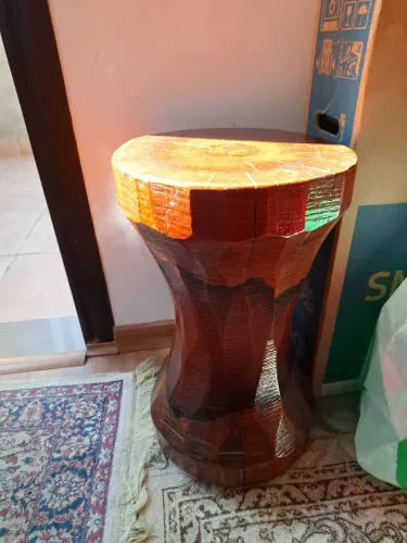 Vendo banco em jacaranda ótimo estado.