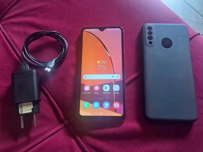 VENDO SAMSUNG GALAXY A20S.