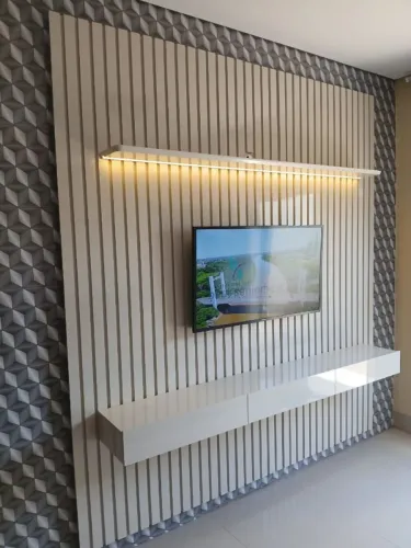 Painel Ripado 2,30m com LED 