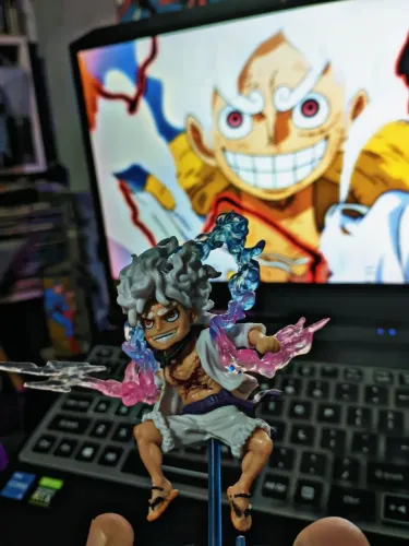 Boneco Luffy Gear 5