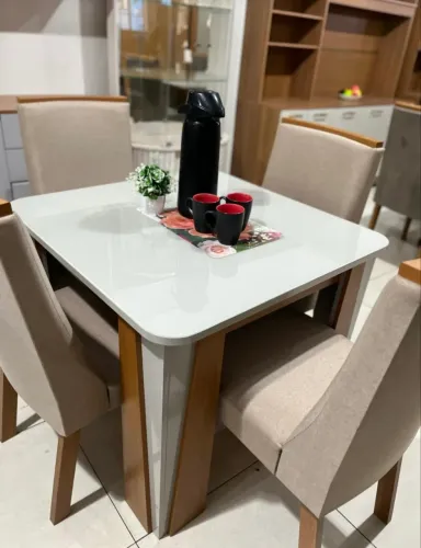 Mesa de jantar 4 cadeiras tampo de vidro 