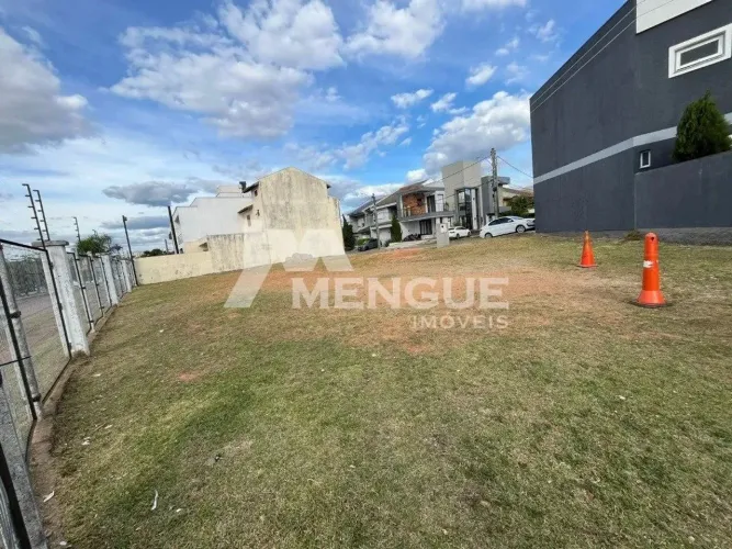 Terreno em condomínio à venda em Porto Alegre no bairro Passo das Pedras com área total de