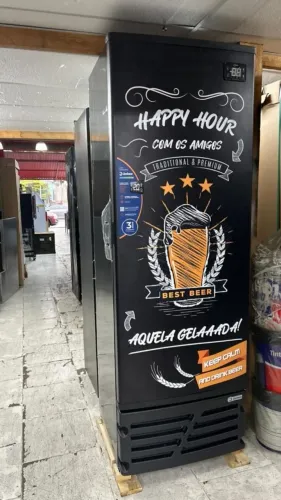 Cervejeira Industrial Porta adesivada happy hour 454L imbera - Marcos