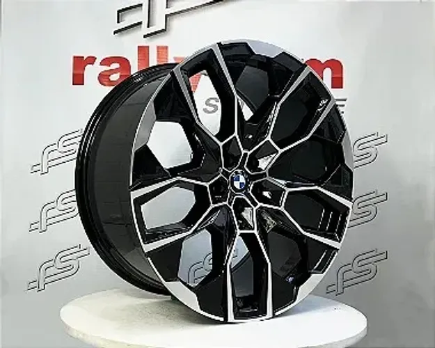 Jogo de Roda Bmw X-7 Preto Borda DIamantada 5x112 - 22x9,5 e 22x10,5 Offset 33 e 40 (Nv)