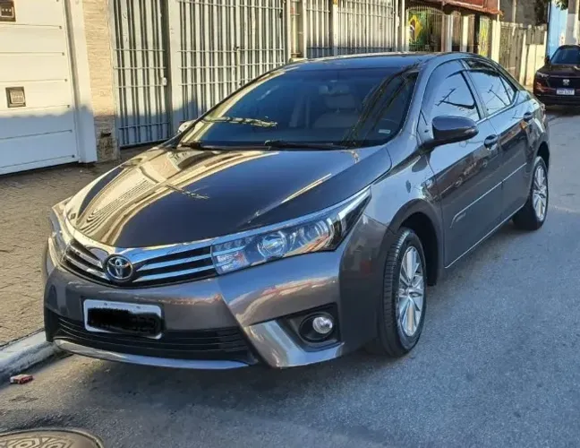 Toyota Corolla Altis 2.0 Flex 16V Aut. 2016