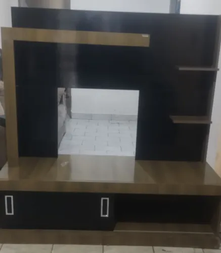 Vendo estante para sala- R$ 50,00
