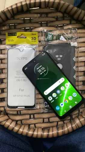 MOTO G7 PLUS