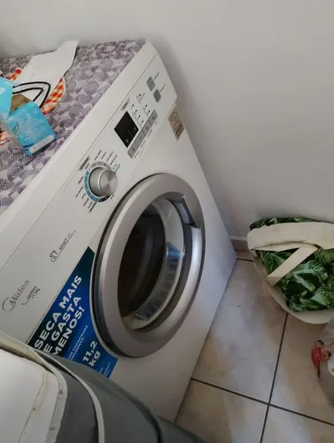 Máquina secar nova Midea
