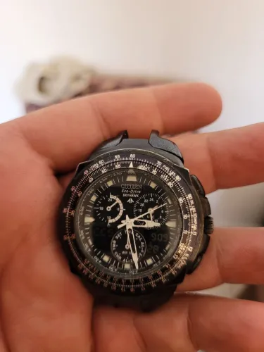 Relógio Eco-Drive Skyhawk "Black Eagle"