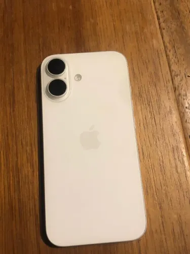 Vendo IPhone 16 novo todo conservado passo cartão e parcelo em ate 12 vezes