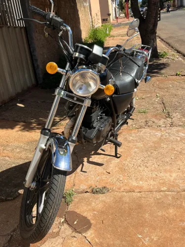 Suzuki Intruder 125 2004