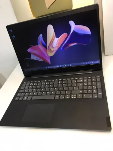 Lenovo I5 10 geração | 8GB RAM DDR4 | 256GB SSD NVME