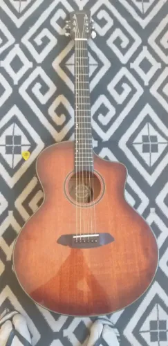 Violão tonante com afinador  capa e alça 